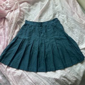 La Belle teal pleated skirt